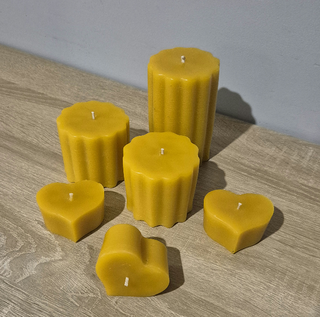Hand poured, Beeswax Candle